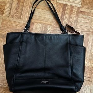 Coach Charlie Park North South Tote - Black